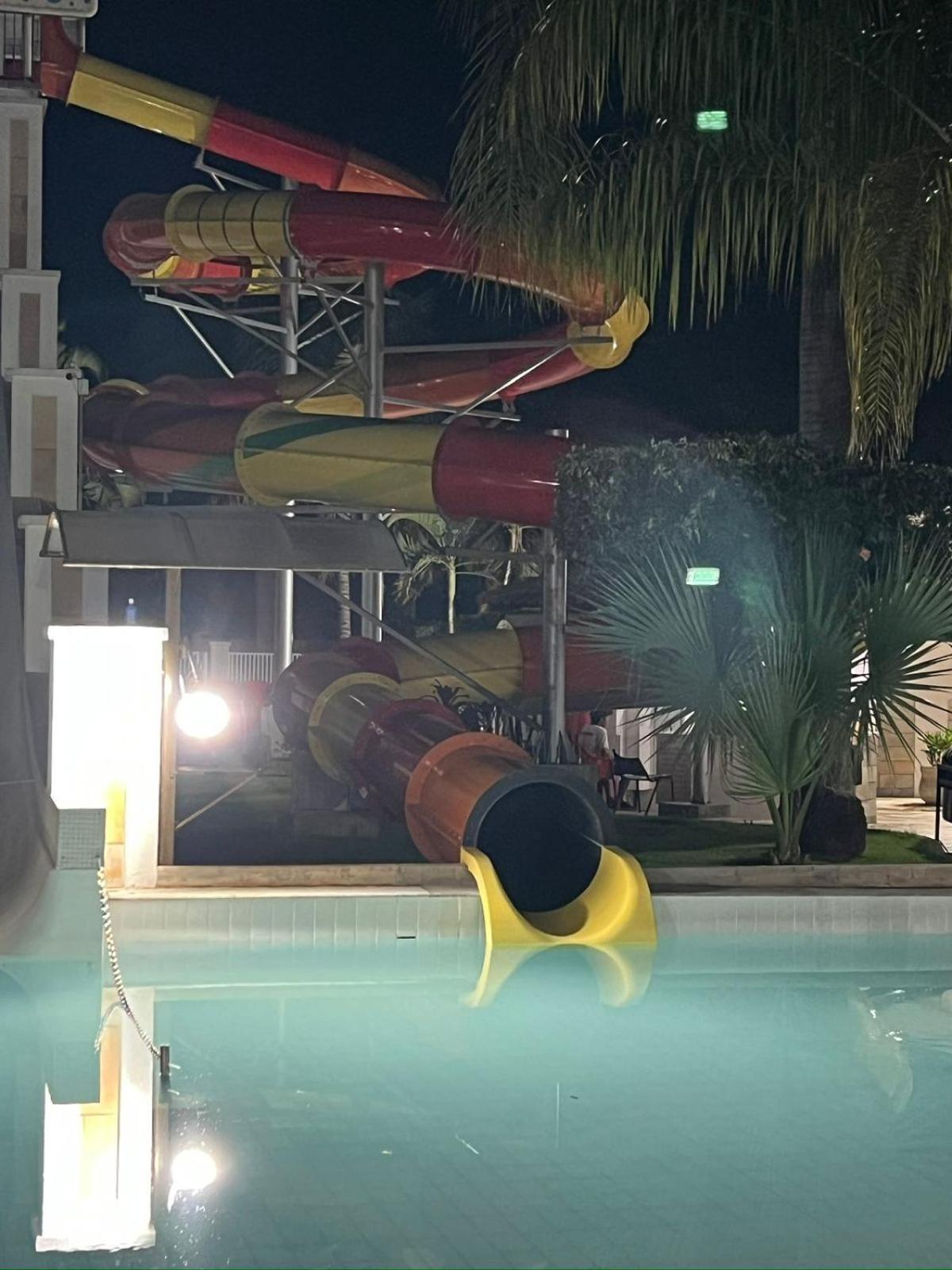 Apto Completo Com Parque Aquatico 24 Horas Lacqua Diroma กัลดัสโนวัส ภายนอก รูปภาพ